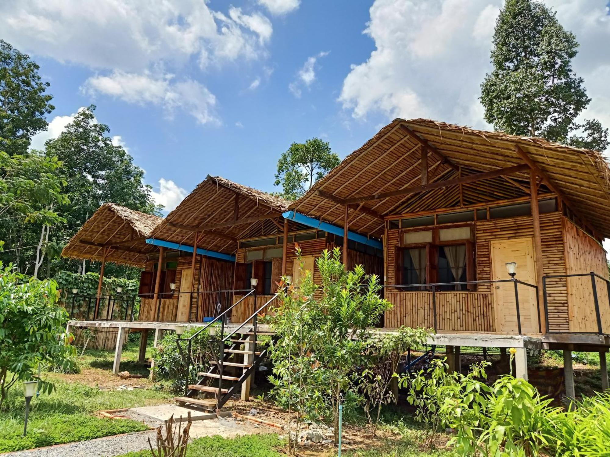 Bansuanphutarn Hotel Ban Pha Saeng Lang Ngoại thất bức ảnh