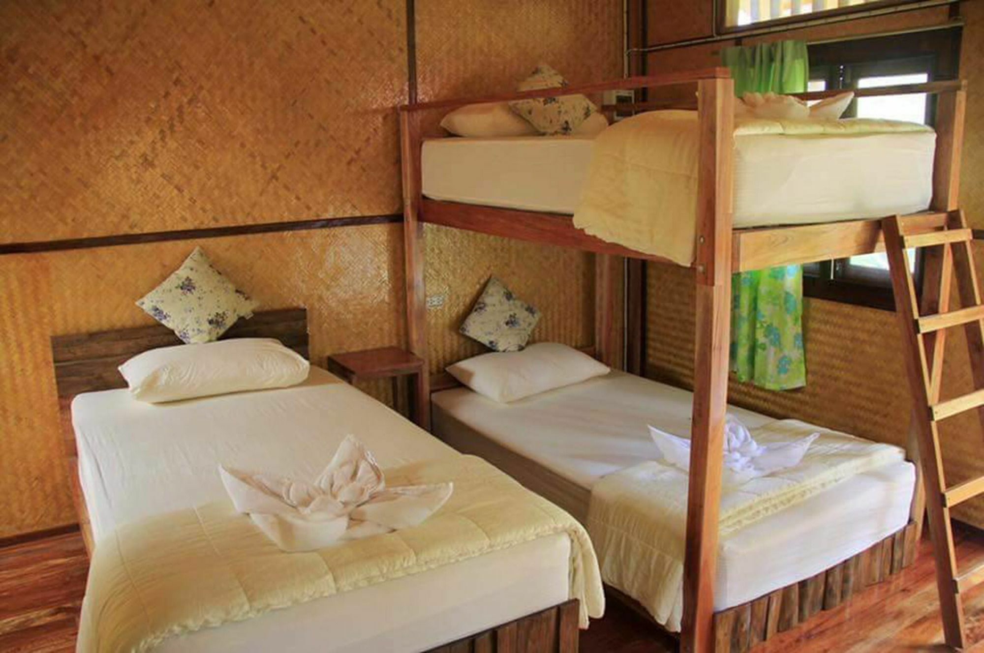 Bansuanphutarn Hotel Ban Pha Saeng Lang Ngoại thất bức ảnh